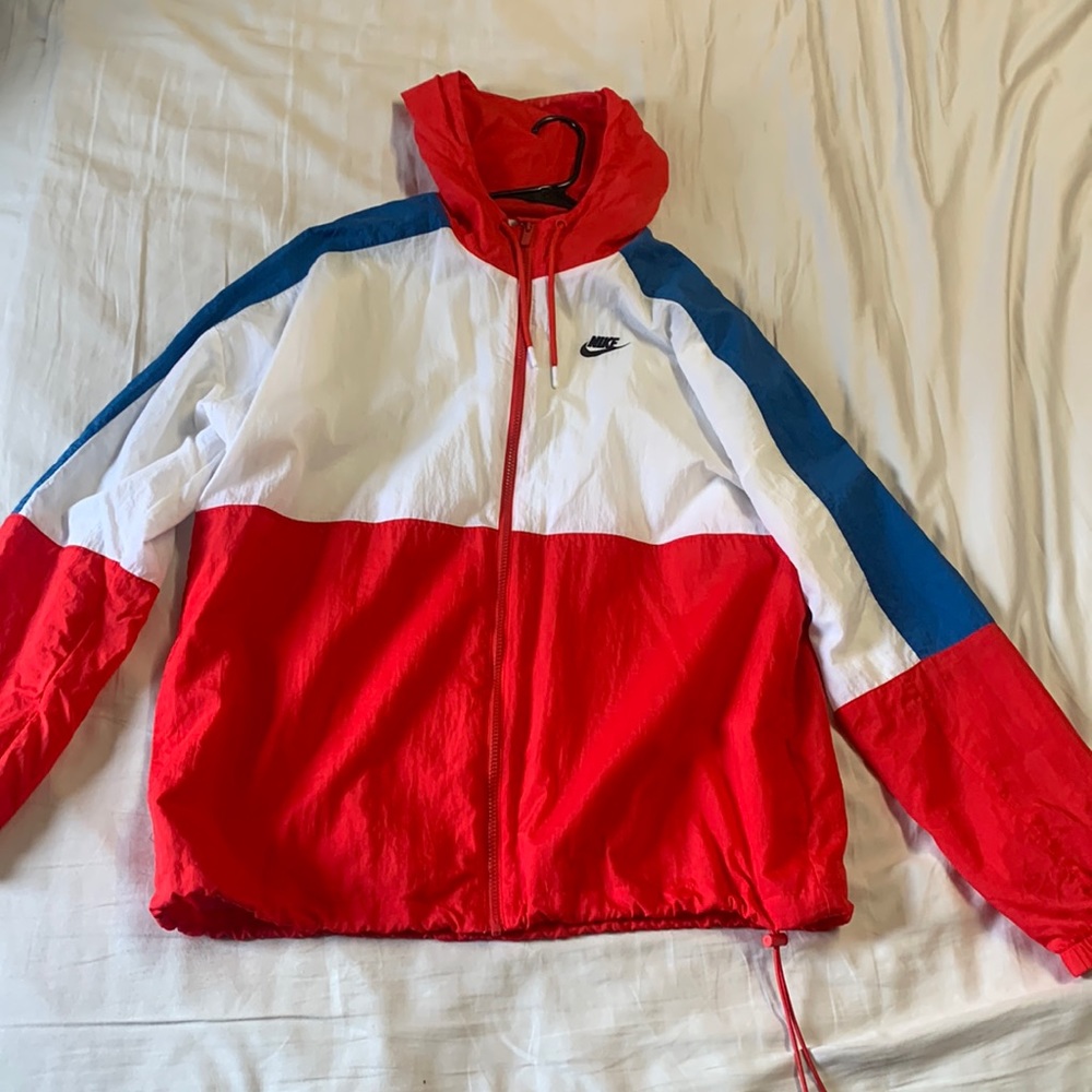 Nike Size L Men’s Windbreaker Jacket